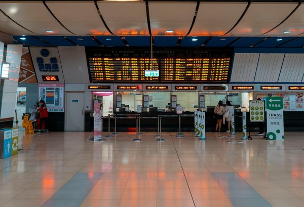 Où pratiquer le snorkeling au milieu des raies manta à Hawaii ?